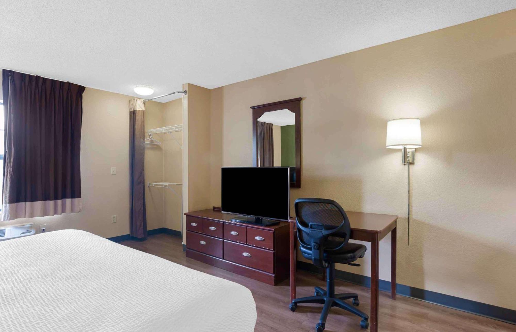 Extended Stay America Suites - Houston - Galleria - Uptown Eksteriør billede