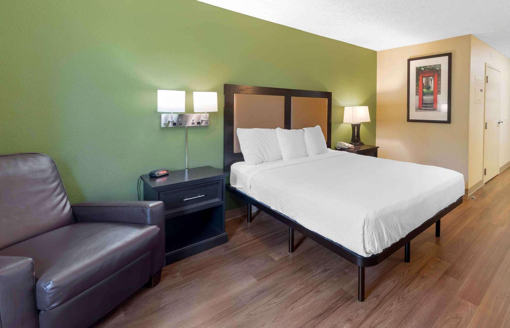 Extended Stay America Suites - Houston - Galleria - Uptown Eksteriør billede