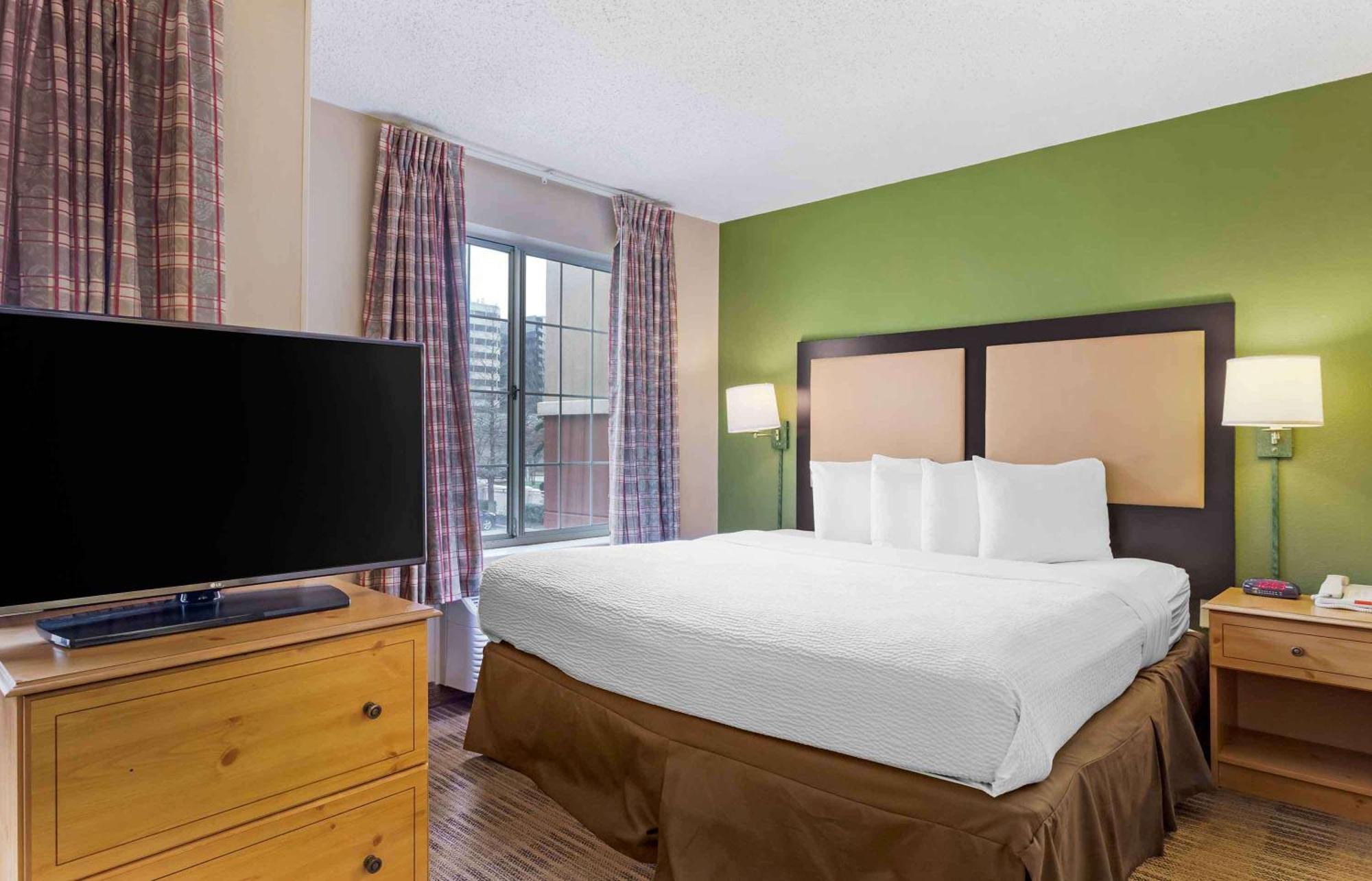 Extended Stay America Suites - Houston - Galleria - Uptown Eksteriør billede