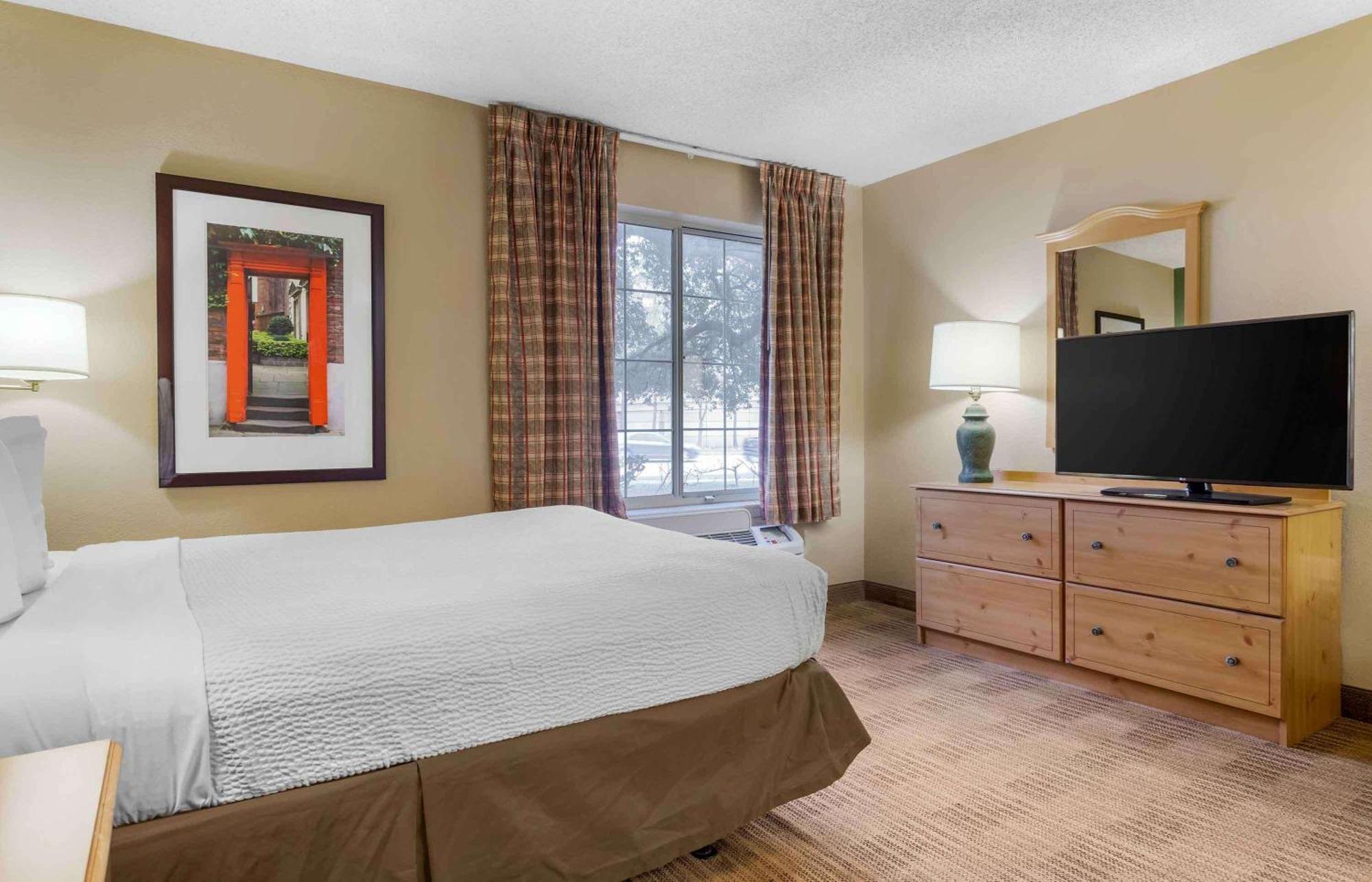 Extended Stay America Suites - Houston - Galleria - Uptown Eksteriør billede