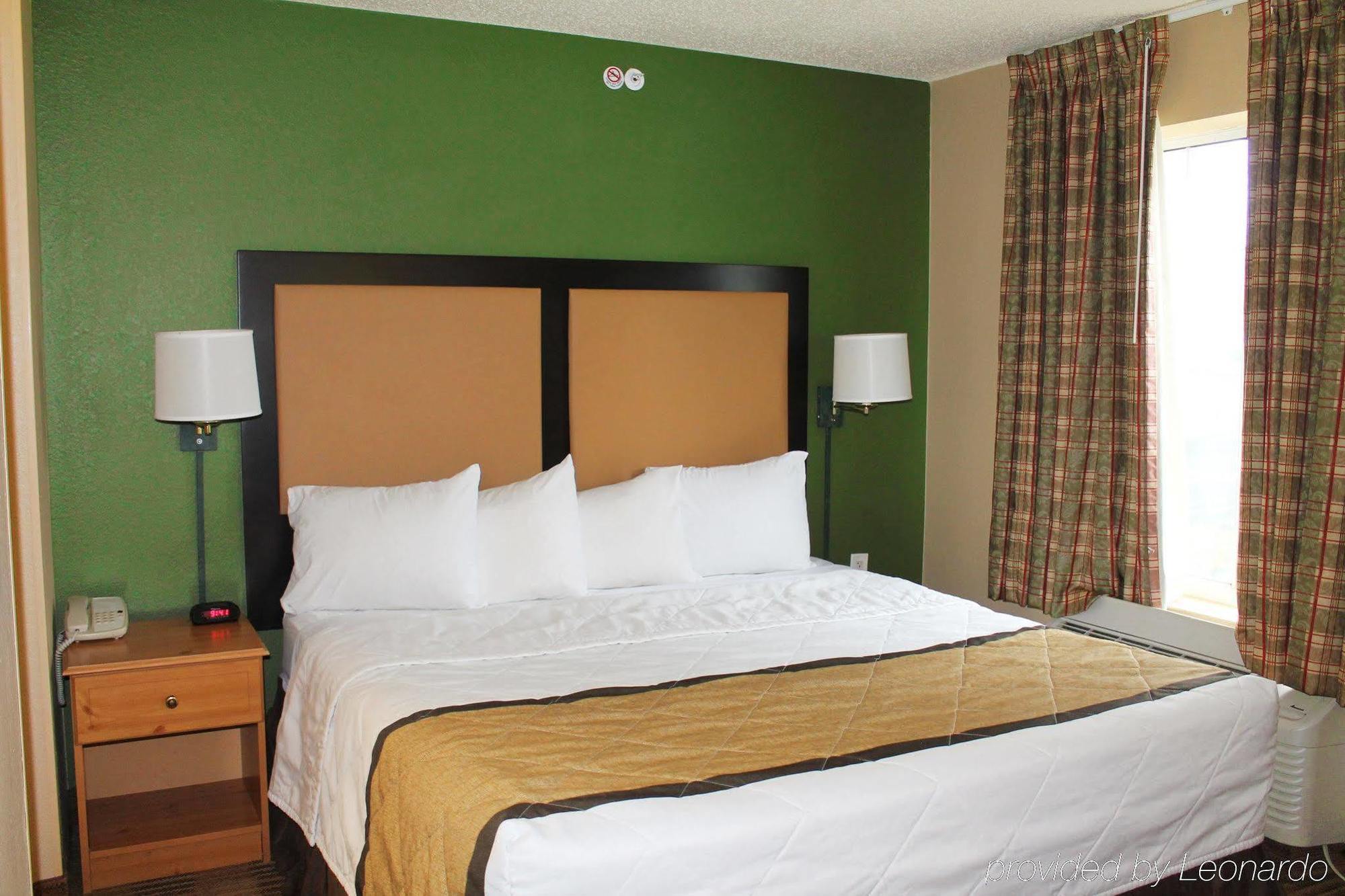 Extended Stay America Suites - Houston - Galleria - Uptown Eksteriør billede